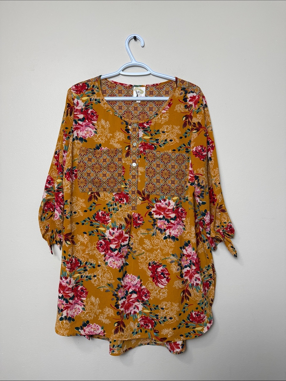 fig and flower Mustard Floral Button-Front Tunic size 1X